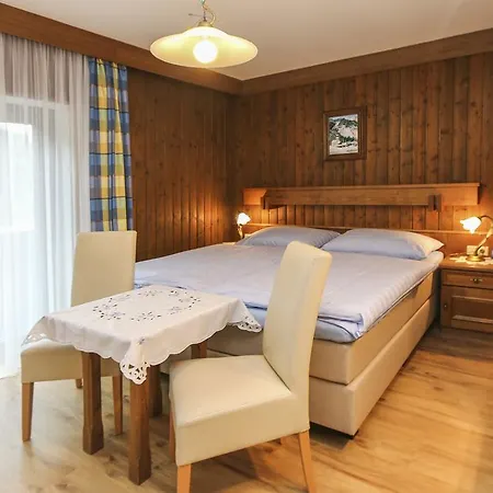 Gundi Ripper Appartement *